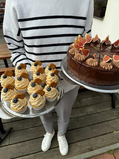 dort a cupcakes.jpg